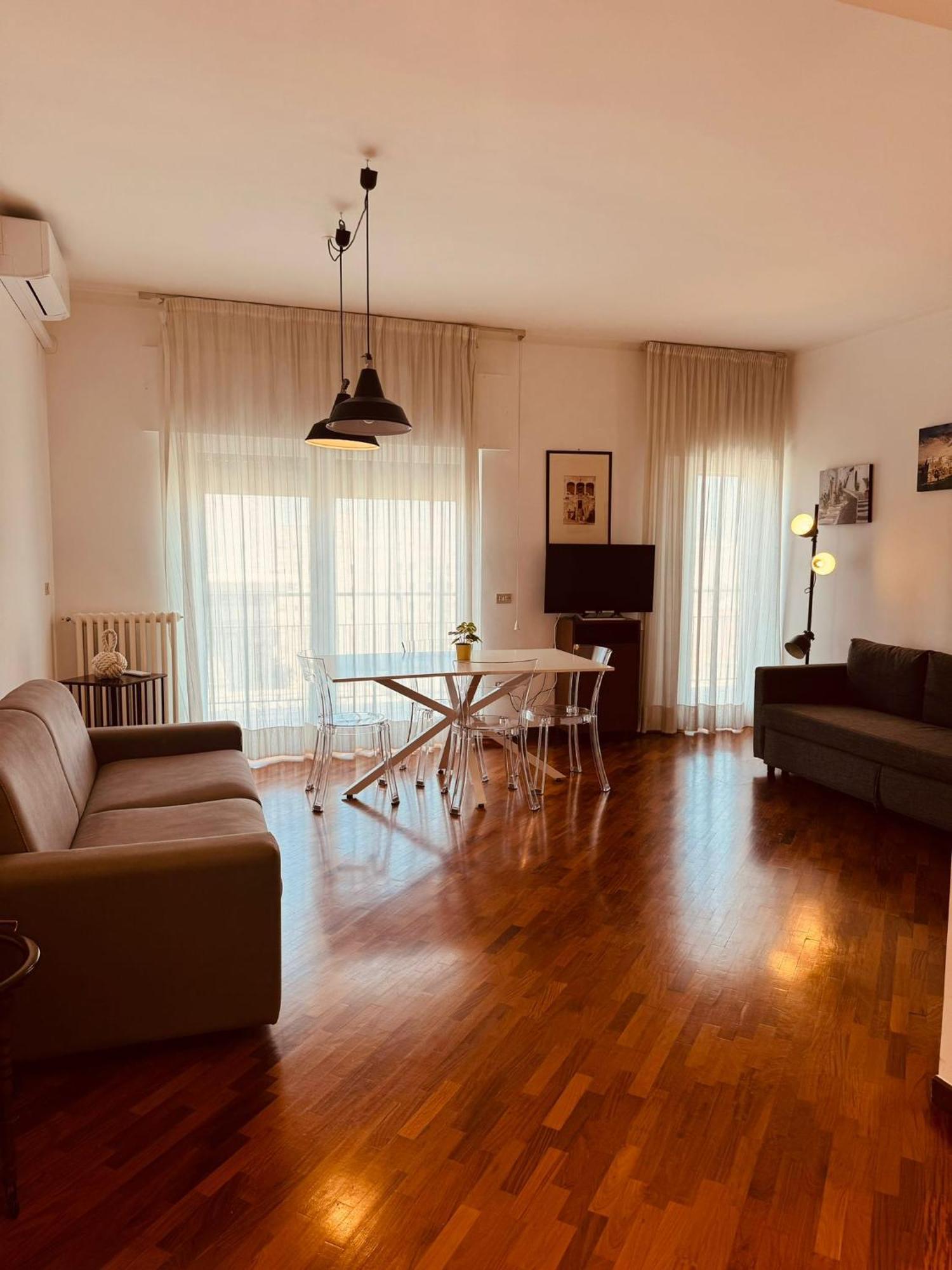 Guest Corso Italia Apartment Bari Exterior photo